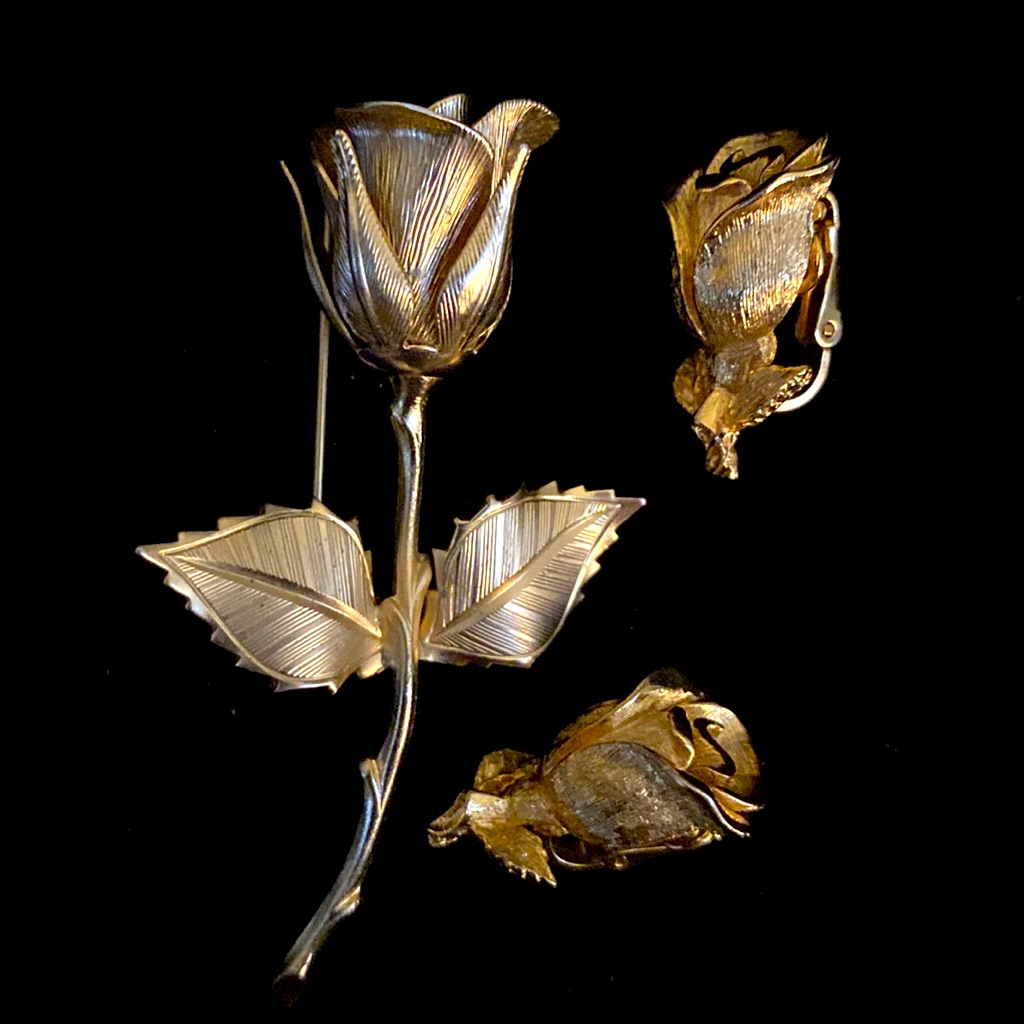 1960s Giovanni Gold Rose Brooch And Earrings Set